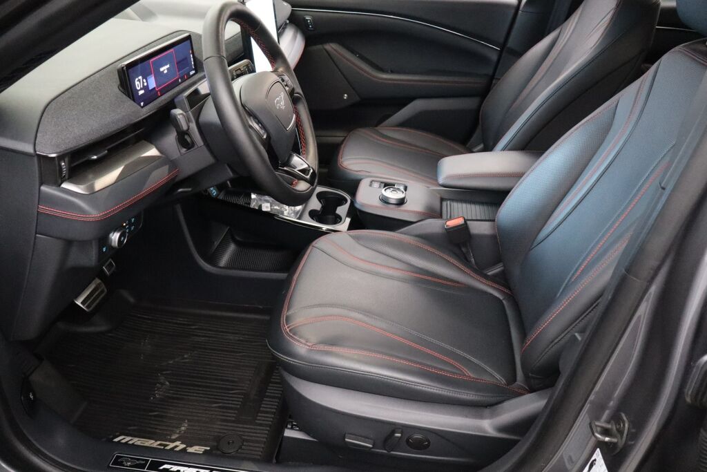 Ford Mustang Mach-E 2021 98kWh 351hv A1 AWD First Edition 5-ovinen B&O / 360° / Adapt. Vakkari / Navi / Nahat