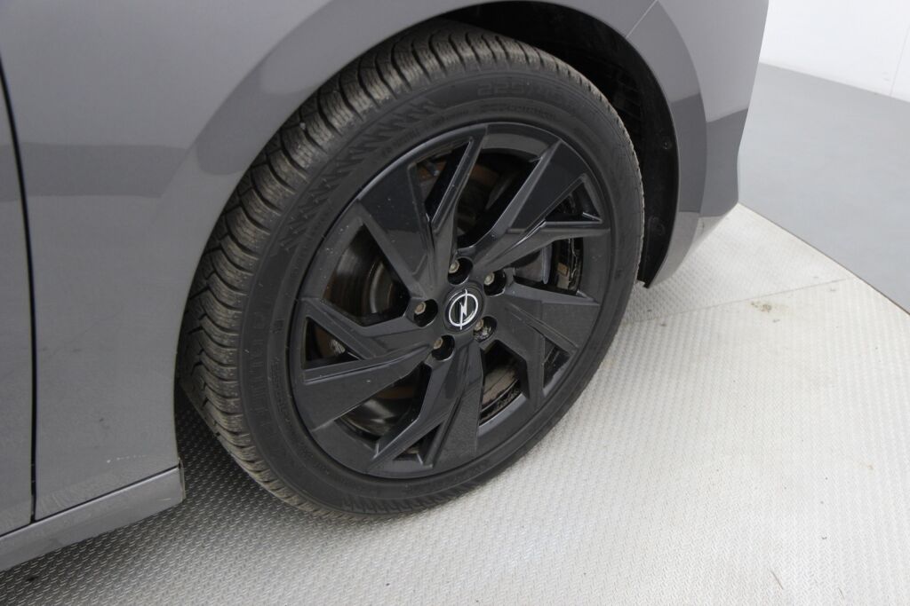 Opel Astra 2022 5-ov Innovation Plus 180 A PHEV / ACC / Lämmitettävä ohjauspyörä ja tuulilasi / - RAHOITUS TÄHÄN AUTOON VAIN 3.99% - 