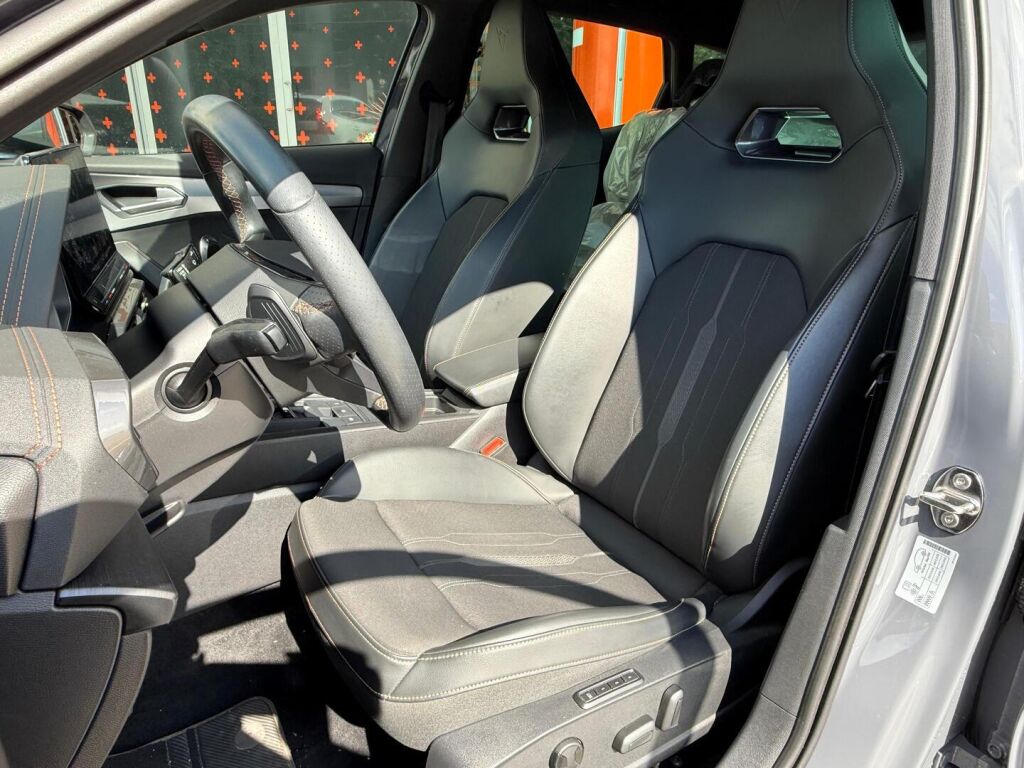 Cupra Formentor 2021 VZ 1.4 PHEV 180 kW e-HYBRID DSG / Adapt vakkari / Vetokoukku / BLIS / 360° kamera+tutkat