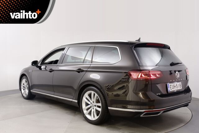 Volkswagen Passat 2020 Variant GTE Plug-In Hybrid 160 kW DSG-automaatti / Adaptiivinen vakionopeussäädin/ Tehdaskoukku/ Webasto/ Nahkat/ Akku 13 kwh