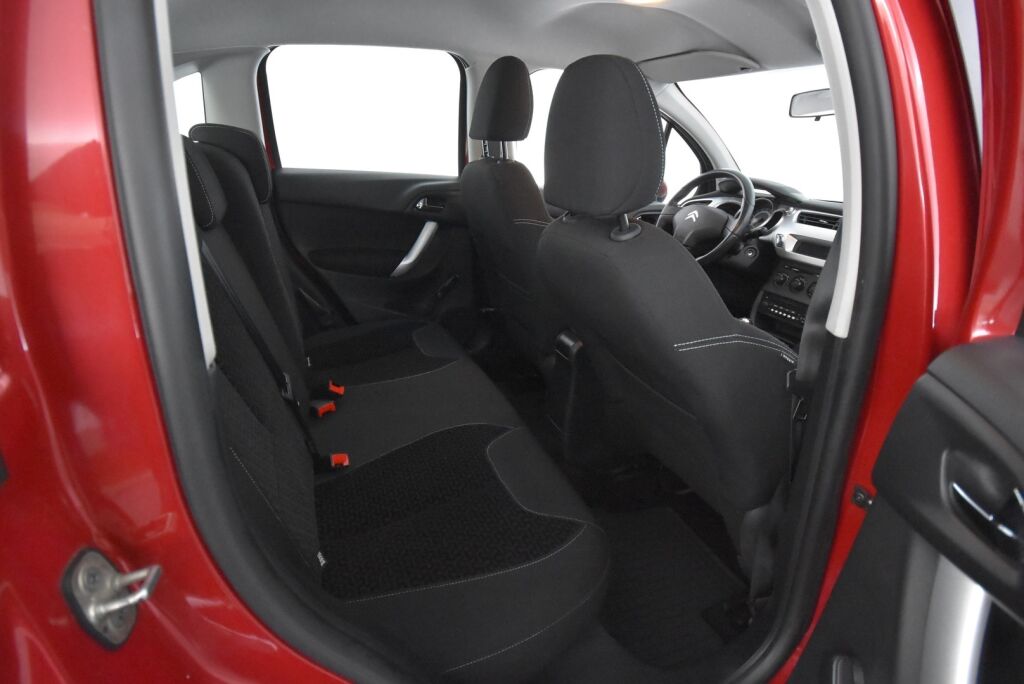 Citroen C3 2011 City 60 / 6/25 leimattu / Vetokoukku / Ilmastointi / Vakionopeudensäädin / Lohko+sisäpistoke / Tuoreet kesäkumit