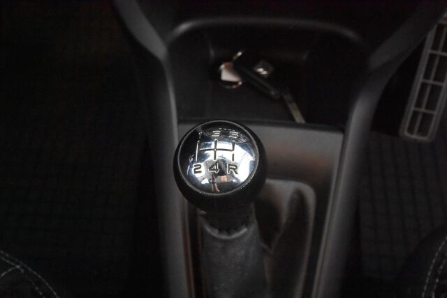 Citroen C3 2011 City 60 / 6/25 leimattu / Vetokoukku / Ilmastointi / Vakionopeudensäädin / Lohko+sisäpistoke / Tuoreet kesäkumit