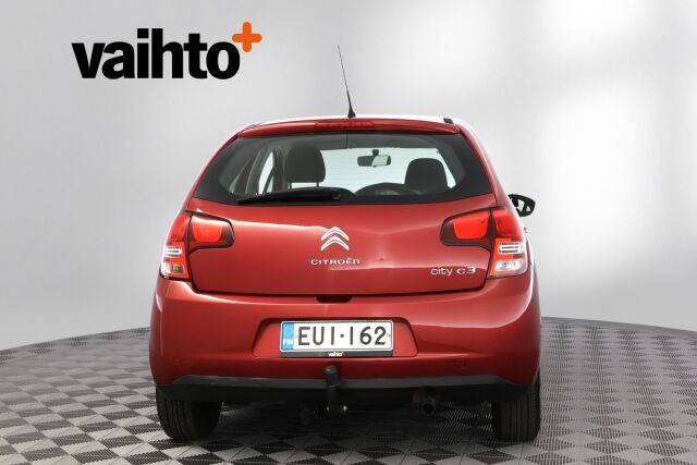 Citroen C3 2011 City 60 / 6/25 leimattu / Vetokoukku / Ilmastointi / Vakionopeudensäädin / Lohko+sisäpistoke / Tuoreet kesäkumit
