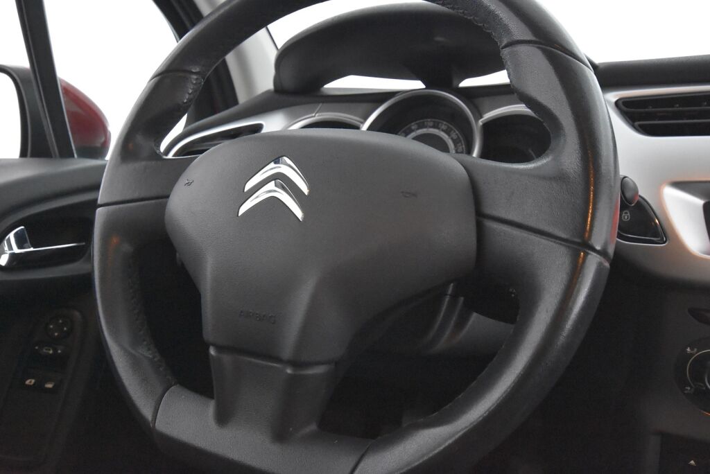 Citroen C3 2011 City 60 / 6/25 leimattu / Vetokoukku / Ilmastointi / Vakionopeudensäädin / Lohko+sisäpistoke / Tuoreet kesäkumit