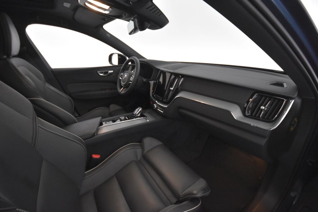 Volvo XC60 2023 T8 AWD Long Range High Performance Ultimate Dark aut / Harman kardon/ Kattoluukku/ Muistipenkit/ 360 Kamera