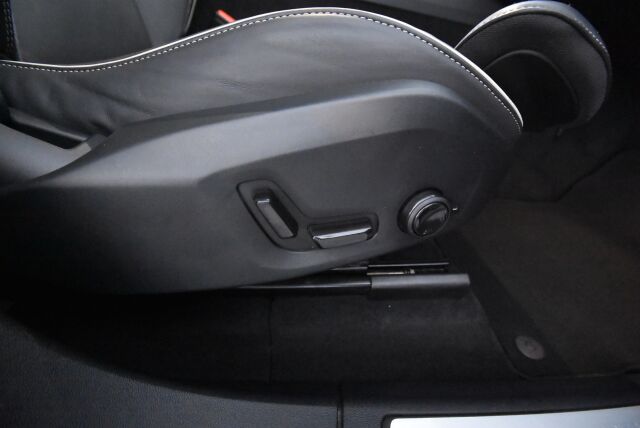 Volvo XC60 2023 T8 AWD Long Range High Performance Ultimate Dark aut / Harman kardon/ Kattoluukku/ Muistipenkit/ 360 Kamera