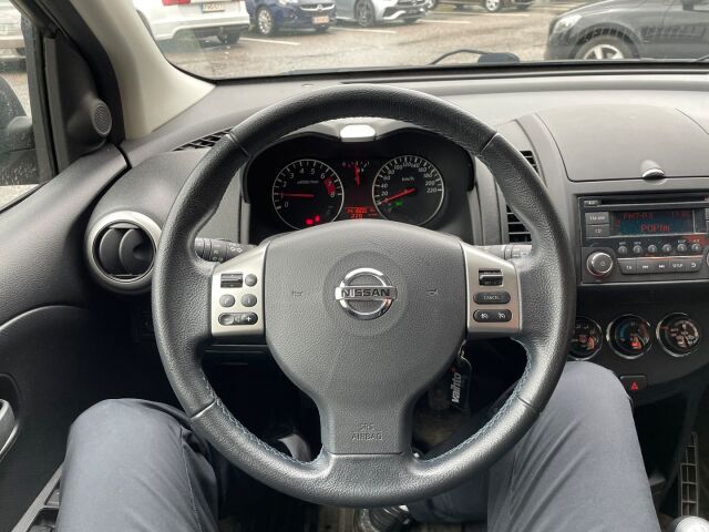 Nissan Note 2013 1,4 Select Edition 5M/T / Vakionopeudensäädin / Lohkolämmitin / Bluetooth / Autom. ilmastointi / Puoli nahkat / Aluvanteet