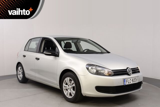 Volkswagen Golf 2012 Comfortline 1,2 TSI 77 kW (105 hv) BlueMotion Technology DSG-aut 4-ovinen/ Vasta huollettu/ Moottorinlämmitin