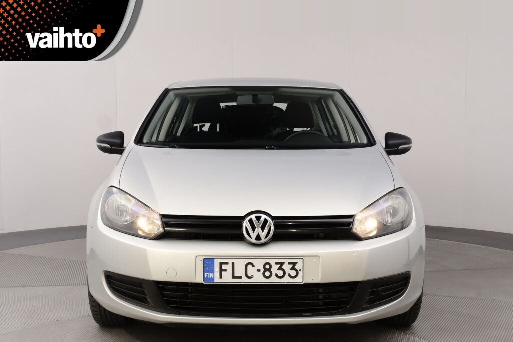 Volkswagen Golf 2012 Comfortline 1,2 TSI 77 kW (105 hv) BlueMotion Technology DSG-aut 4-ovinen/ Vasta huollettu/ Moottorinlämmitin