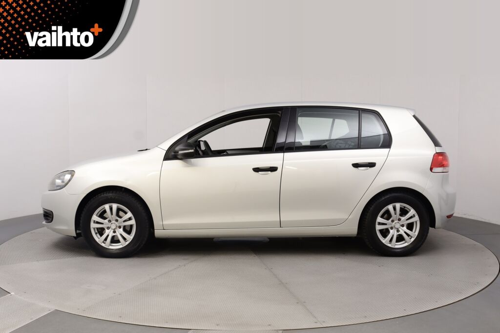 Volkswagen Golf 2012 Comfortline 1,2 TSI 77 kW (105 hv) BlueMotion Technology DSG-aut 4-ovinen/ Vasta huollettu/ Moottorinlämmitin