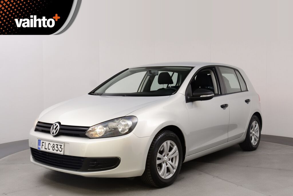 Volkswagen Golf 2012 Comfortline 1,2 TSI 77 kW (105 hv) BlueMotion Technology DSG-aut 4-ovinen/ Vasta huollettu/ Moottorinlämmitin