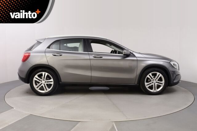 Mercedes-Benz GLA 2014 200 A Premium Business / Suomiauto / P. kamera / Vakionopeudensäädin