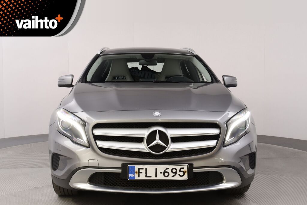 Mercedes-Benz GLA 2014 200 A Premium Business / Suomiauto / P. kamera / Vakionopeudensäädin