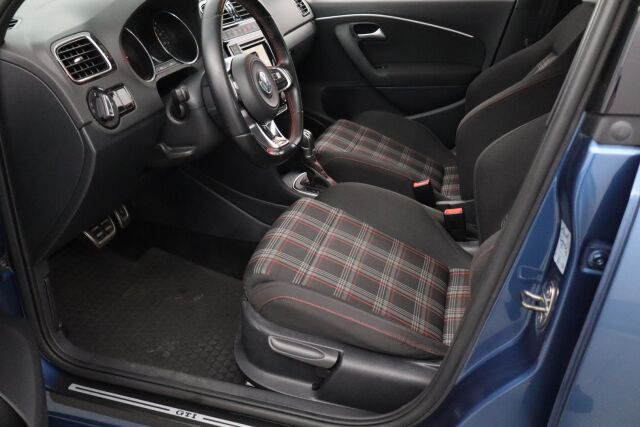 Volkswagen Polo 2015 GTI 1,8 TSI 141 kW (192 hv) BlueMotion DSG / LED ajovalot / Sportti penkit / Flat bottom ratti / Vakkari / Tutkat E+T /