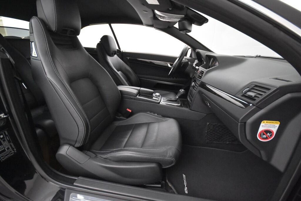 Mercedes-Benz E 2011 350 BE Cabriolet A AMG Styling / Airscarf / Ortopedi istuimet / Harman Kardon / Ilmastoidut etuistuimet