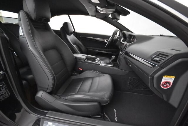 Mercedes-Benz E 2011 350 BE Cabriolet A AMG Styling / Airscarf / Ortopedi istuimet / Harman Kardon / Ilmastoidut etuistuimet