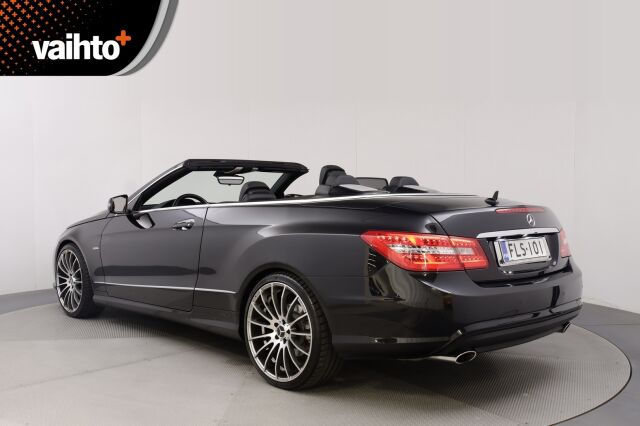 Mercedes-Benz E 2011 350 BE Cabriolet A AMG Styling / Airscarf / Ortopedi istuimet / Harman Kardon / Ilmastoidut etuistuimet