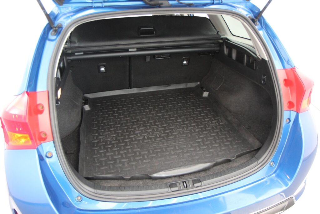 Toyota Auris 2015 Touring Sports 1,6 Valvematic Active Edition Multidrive S 5ov / Aut.ilmastointi / Vakkari / Kamera /