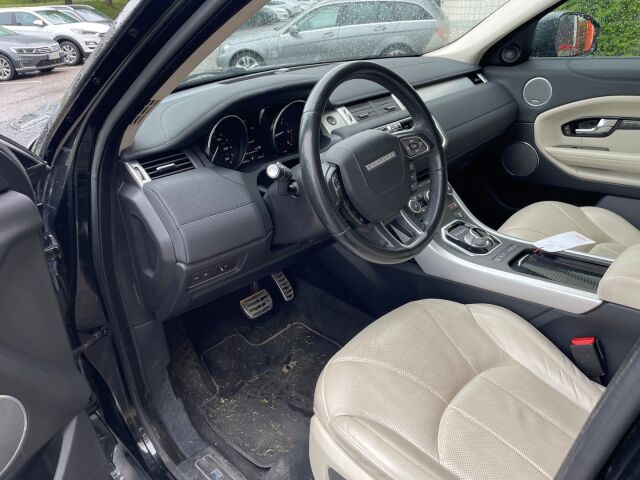 Land Rover Range Rover Evoque 2016 2,0 TD4 180 Aut HSE Dynamic  / Webasto / LED / KeylessGo / Nahka muistipenkit / Meridian / Lämm. tuulilasi / Suomiauto / 1-Om