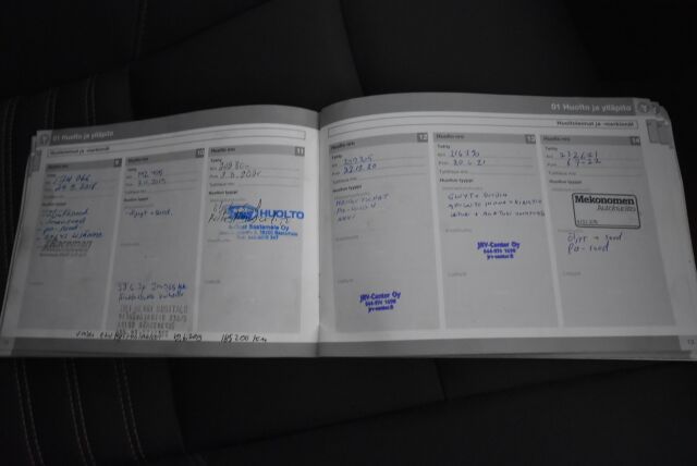 Volvo V50 2011 1,6D DRIVe start/stop Momentum man / Polttoainetoiminen lisälämmitin / Vetokoukku / Vakionopeudensäädin