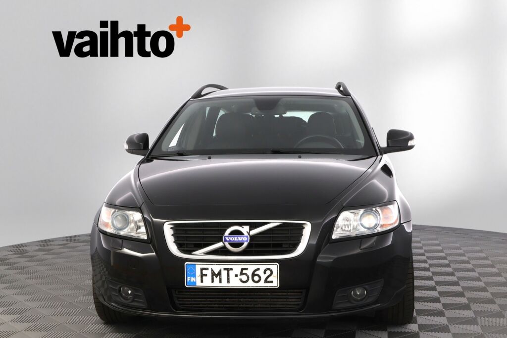 Volvo V50 2011 1,6D DRIVe start/stop Momentum man / Polttoainetoiminen lisälämmitin / Vetokoukku / Vakionopeudensäädin