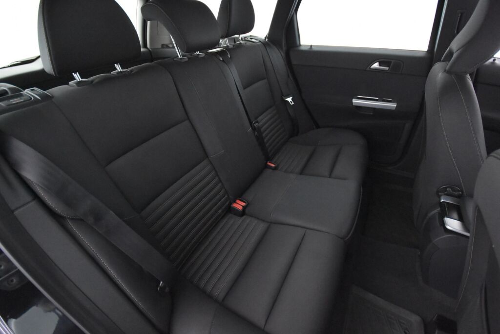 Volvo V50 2011 1,6D DRIVe start/stop Momentum man / Polttoainetoiminen lisälämmitin / Vetokoukku / Vakionopeudensäädin