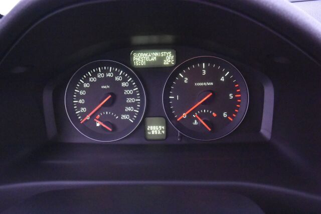 Volvo V50 2011 1,6D DRIVe start/stop Momentum man / Polttoainetoiminen lisälämmitin / Vetokoukku / Vakionopeudensäädin