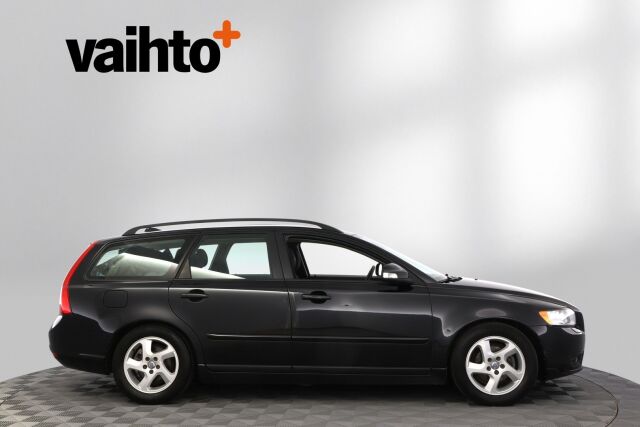Volvo V50 2011 1,6D DRIVe start/stop Momentum man / Polttoainetoiminen lisälämmitin / Vetokoukku / Vakionopeudensäädin