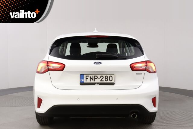Ford Focus 2019 1,0 EcoBoost 125 hv M6 Trend 5-ovinen / Keyless Go / Navi / Vakkari