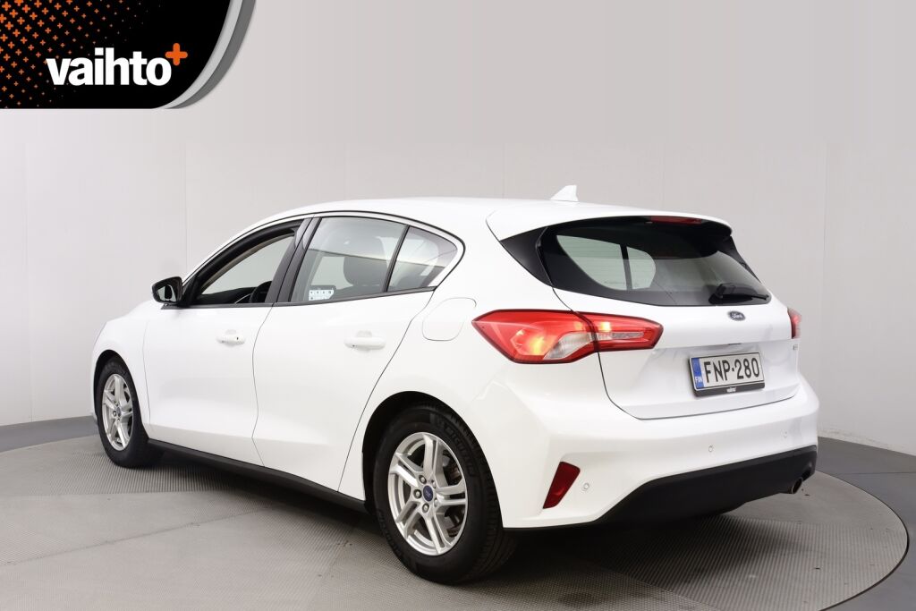 Ford Focus 2019 1,0 EcoBoost 125 hv M6 Trend 5-ovinen / Keyless Go / Navi / Vakkari