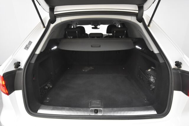 Audi A4 2016 Avant Business Sport 2,0 TDI 140 kW quattro S tronic / Sähköinen vetokoukku / Navigointi / Digitaalimittaristo - RAHOITUS TÄHÄN AUTOON VAIN 3.99% - 