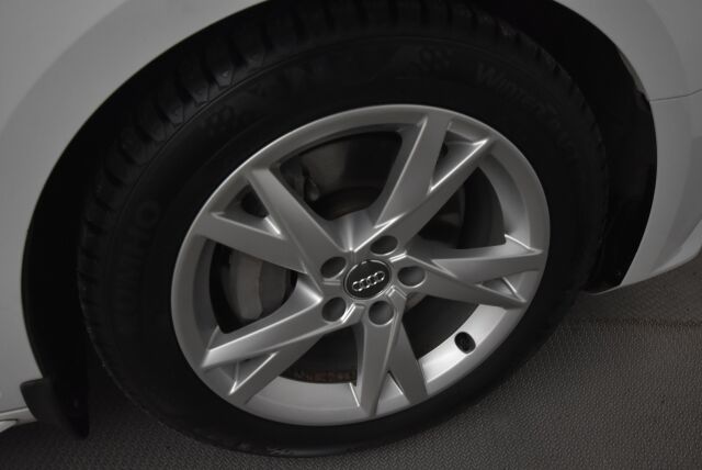 Audi A4 2016 Avant Business Sport 2,0 TDI 140 kW quattro S tronic / Sähköinen vetokoukku / Navigointi / Digitaalimittaristo - RAHOITUS TÄHÄN AUTOON VAIN 3.99% - 
