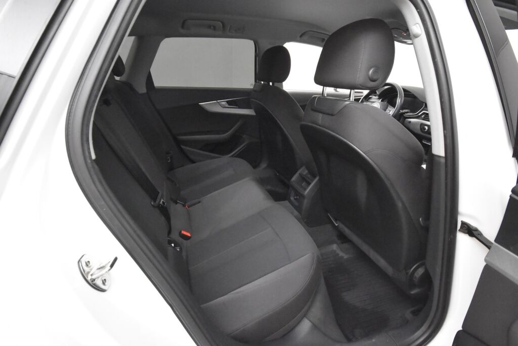 Audi A4 2016 Avant Business Sport 2,0 TDI 140 kW quattro S tronic / Sähköinen vetokoukku / Navigointi / Digitaalimittaristo - RAHOITUS TÄHÄN AUTOON VAIN 3.99% - 