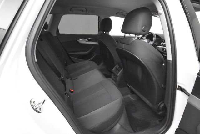Audi A4 2016 Avant Business Sport 2,0 TDI 140 kW quattro S tronic / Sähköinen vetokoukku / Navigointi / Digitaalimittaristo - RAHOITUS TÄHÄN AUTOON VAIN 3.99% - 