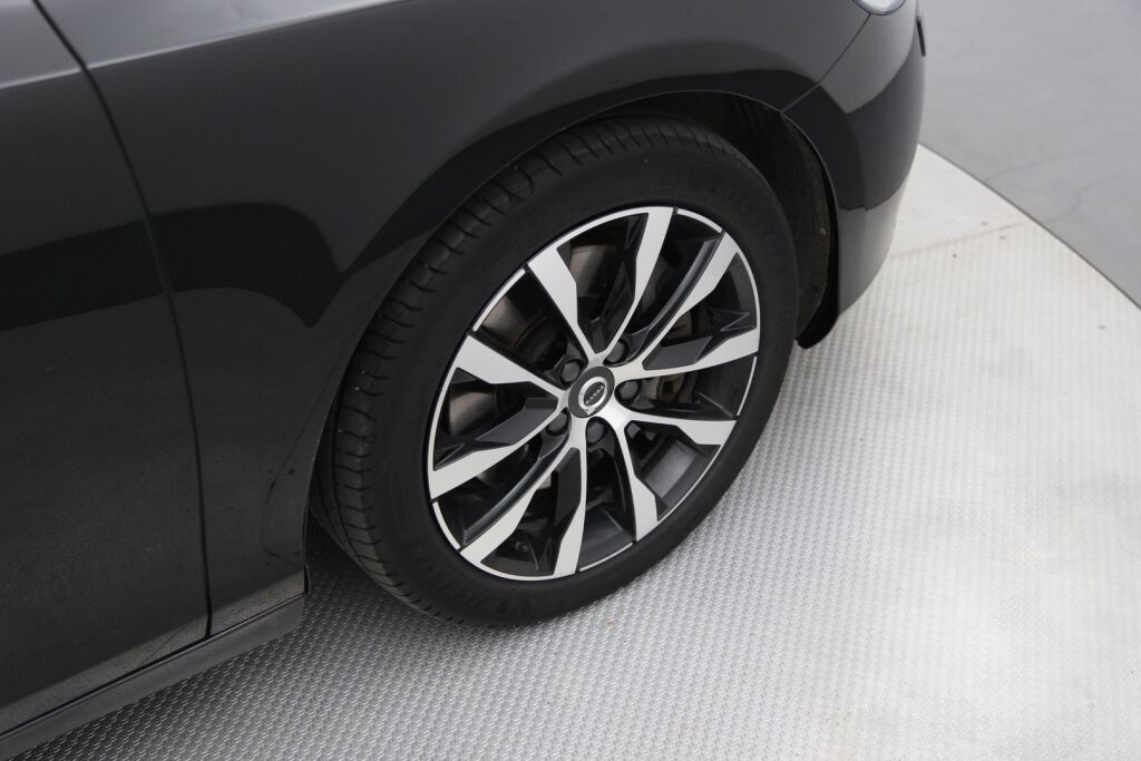 Volvo V40 2019 T2 Business Dynamic Edition aut / Aut.ilmastointi / VOC / Nahat / Vakkari /