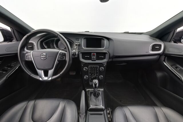 Volvo V40 2019 T2 Business Dynamic Edition aut / Aut.ilmastointi / VOC / Nahat / Vakkari /