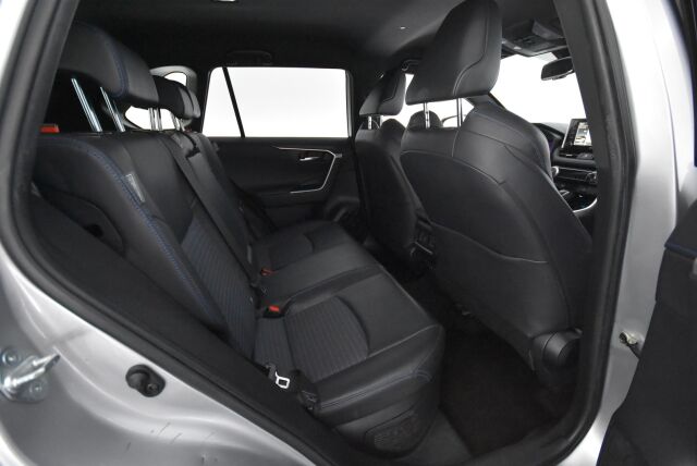 Toyota RAV4 2019 2,5 Hybrid AWD-i Style / Vetokoukku / JBL Sound System / Smart Entry / Bi-Led