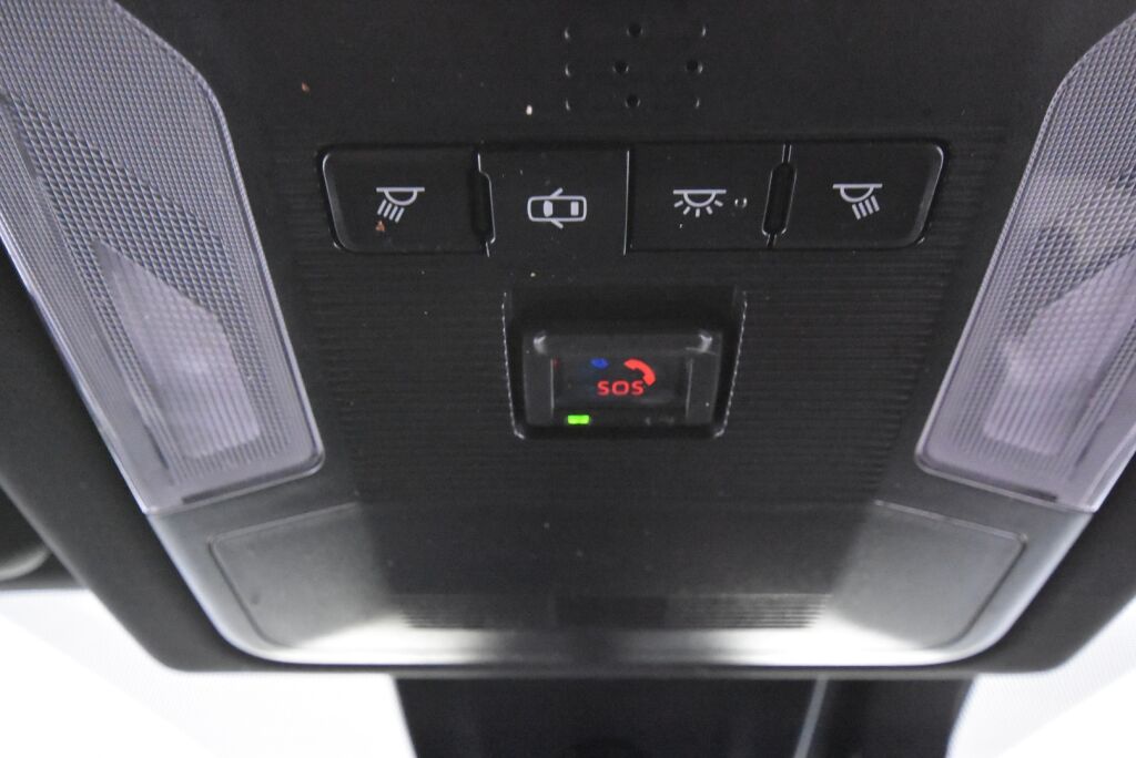 Toyota RAV4 2019 2,5 Hybrid AWD-i Style / Vetokoukku / JBL Sound System / Smart Entry / Bi-Led