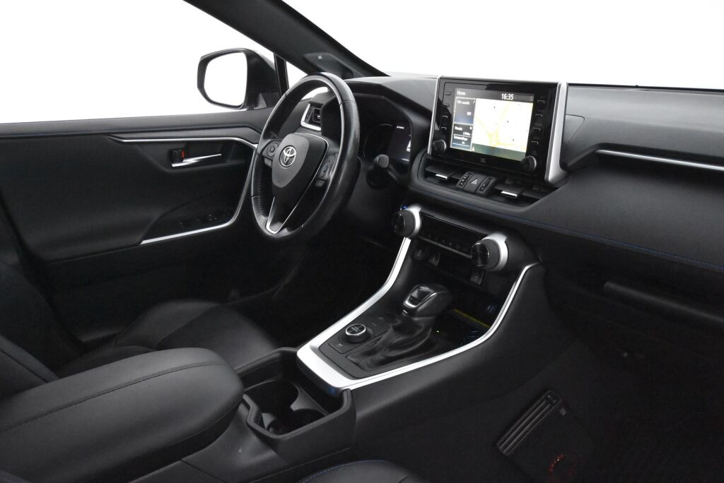 Toyota RAV4 2019 2,5 Hybrid AWD-i Style / Vetokoukku / JBL Sound System / Smart Entry / Bi-Led