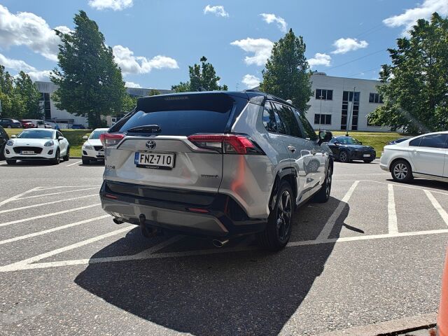 Toyota RAV4 2019 2,5 Hybrid AWD-i Style / Vetokoukku / JBL Sound System / Smart Entry / Bi-Led