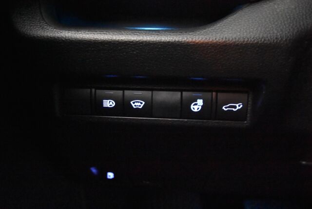 Toyota RAV4 2019 2,5 Hybrid AWD-i Style / Vetokoukku / JBL Sound System / Smart Entry / Bi-Led