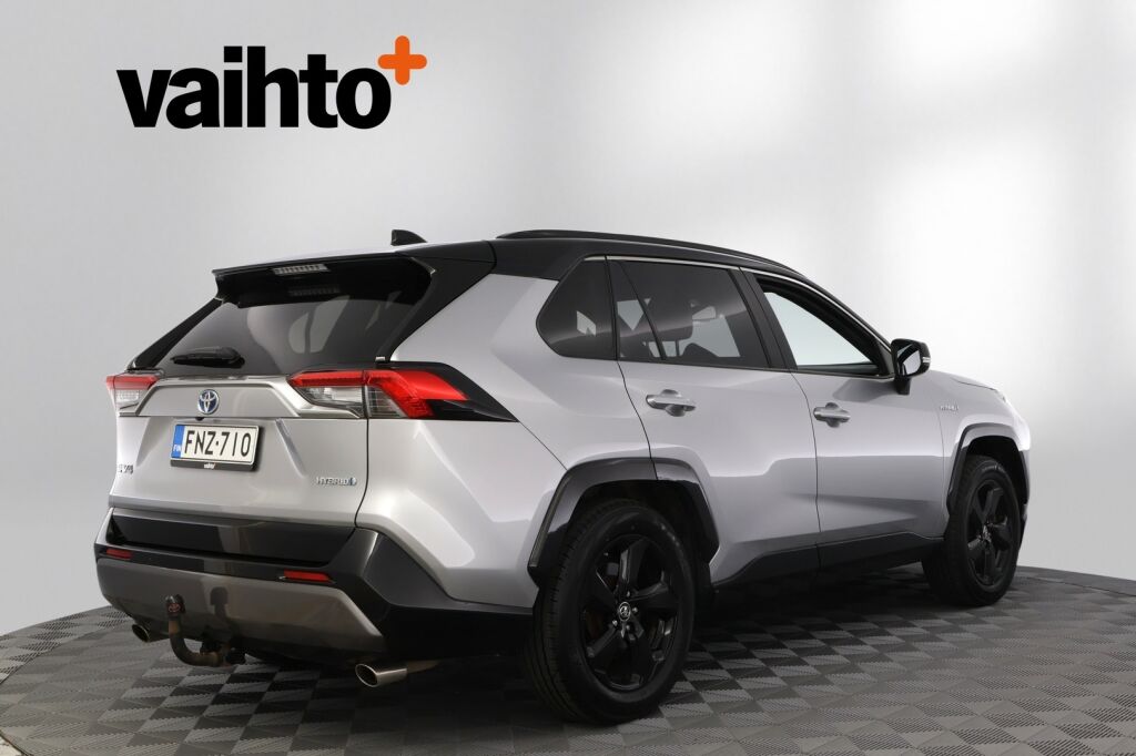 Toyota RAV4 2019 2,5 Hybrid AWD-i Style / Vetokoukku / JBL Sound System / Smart Entry / Bi-Led