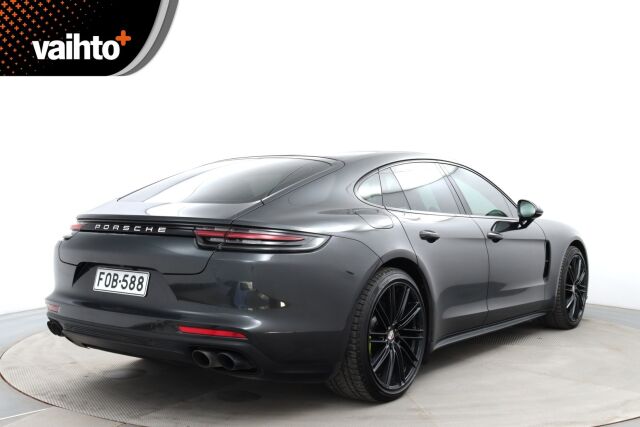 Porsche Panamera 2018 4 E-Hybrid / Sport-putkisto / Muistipenkki / Nahkaverhoilu / Match DSP /