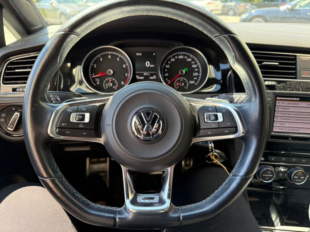 Volkswagen Golf 2016 R-Line 1,4 TSI 110 kW (150 hv) ACT DSG-automaatti / Webasto / Adapt. vakkari /  Xenon-ajovalot / Jakopää tehty 07/2025