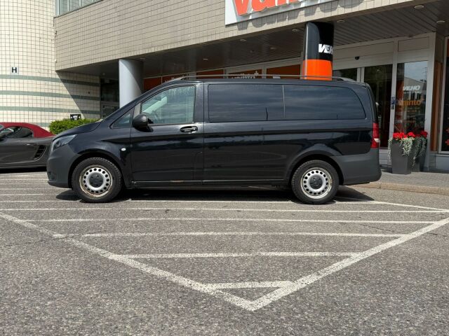 Mercedes-Benz Vito 2020 Vito Tourer 116 6ov / ALV / 9-Paikkainen / Kaistavahti