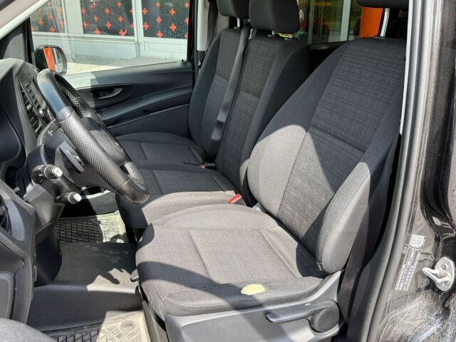 Mercedes-Benz Vito 2020 Vito Tourer 116 6ov / ALV / 9-Paikkainen / Kaistavahti