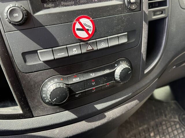 Mercedes-Benz Vito 2020 Vito Tourer 116 6ov / ALV / 9-Paikkainen / Kaistavahti