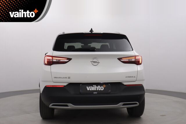 Opel Grandland X 2021 Executive 300 PHEV AWD A8 / 1-om. Suomiauto / Ilmastoidut nahat / 360-kamera / Keyless