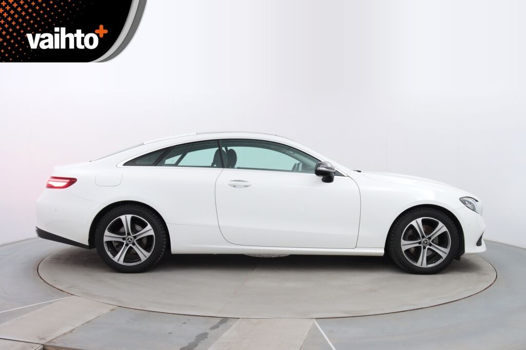 Mercedes-Benz E 2018 220 d 4Matic A Coupé / Suomiauto / Lasikattoluukku / Sähk. Koukku / P-Kamera