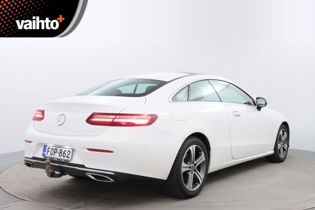 Mercedes-Benz E 2018 220 d 4Matic A Coupé / Suomiauto / Lasikattoluukku / Sähk. Koukku / P-Kamera